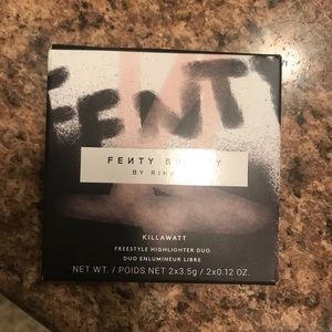 Fenty Beauty highlighter duo